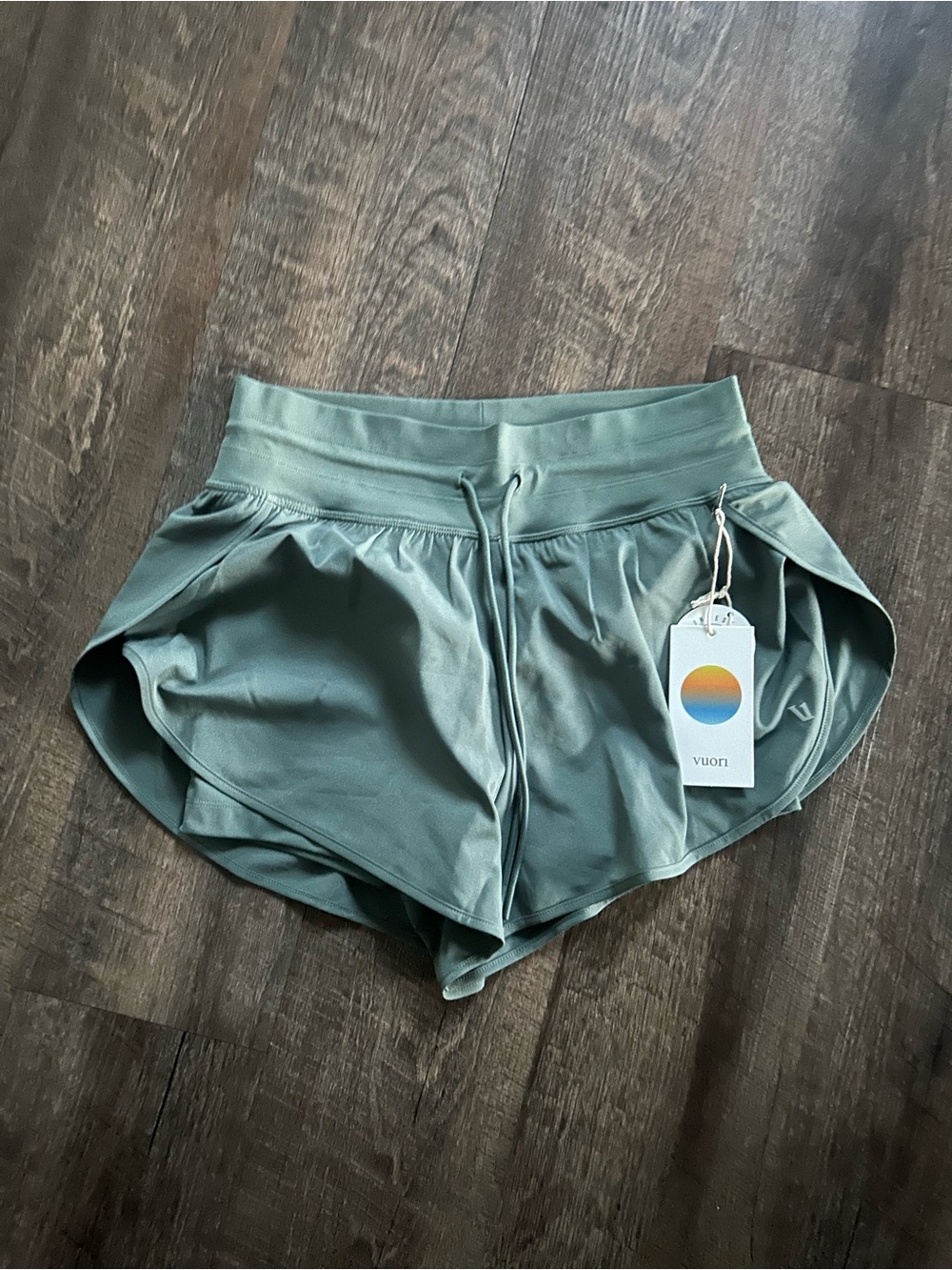 Vuori daily shorts